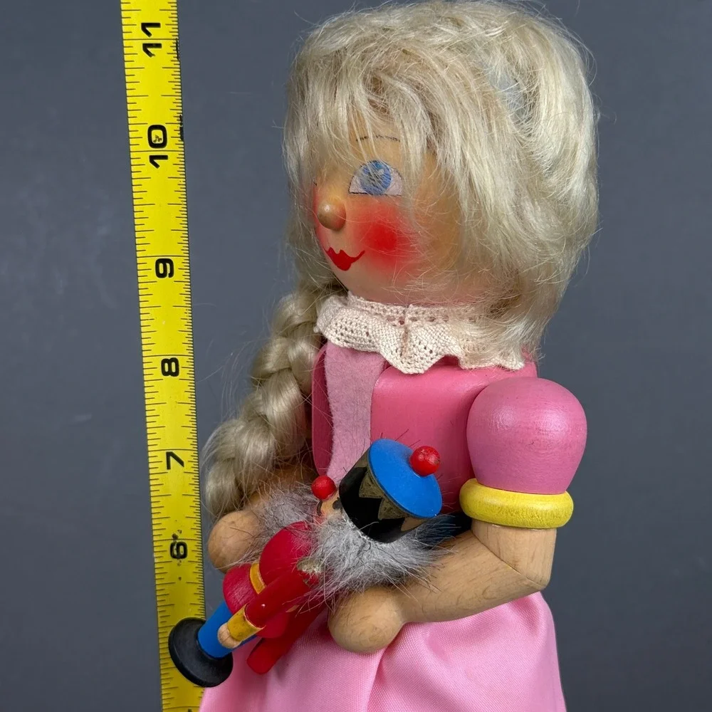 Vintage Holzkunst Christian Ulbricht Wooden Nutcracker 
